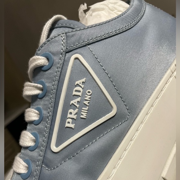 PRADA NYLON PLATFORM SNEAKERS 39 POWDER BLUE - Picture 8 of 8